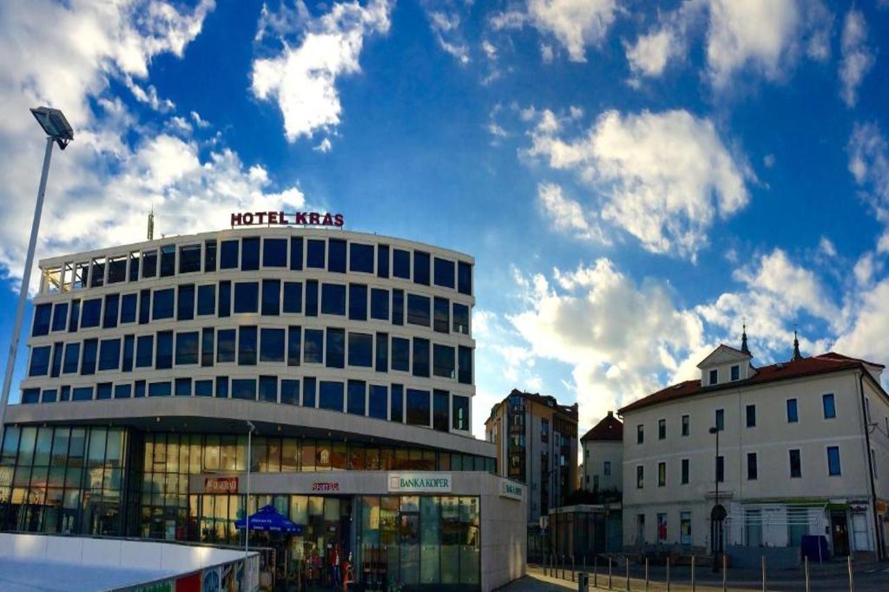 Hotel Kras Postojna Exterior photo