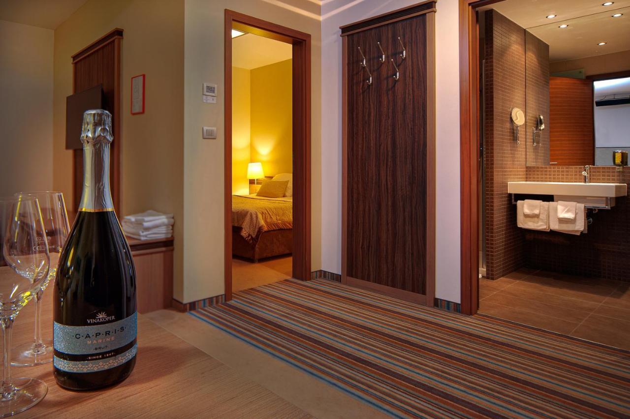 Hotel Kras Postojna Exterior photo